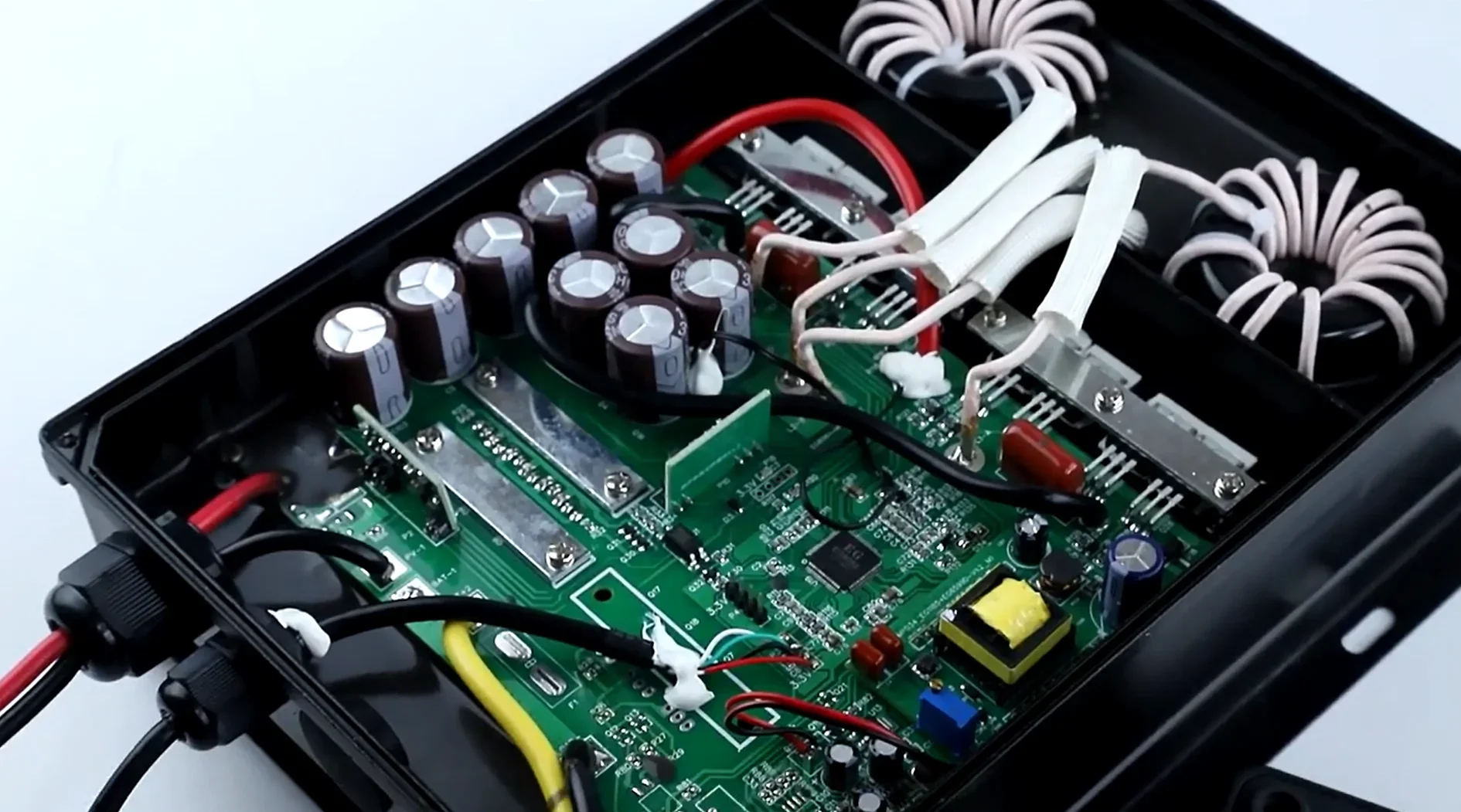 CE Certified ELEJOY EMD60A 270 - Charge Controller Solar 评论和价格